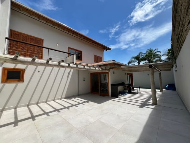 Casa com 284m² 3 quartos e 4 banheiros, à venda, no bairro Ribeirão (Cambaquara) em Ilhabela