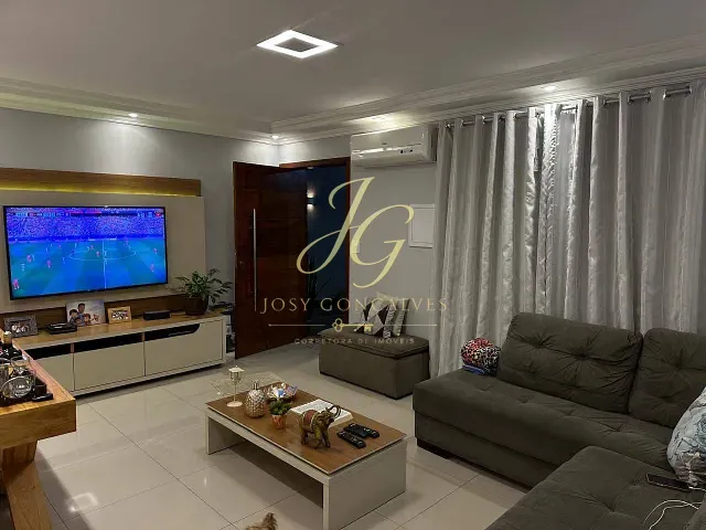 Casa 3 quartos e 3 banheiros, à venda, no bairro Vila Oliveira em Mogi das Cruzes