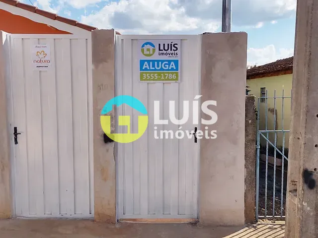 Casa 2 quartos e 1 banheiro, para alugar, no bairro BOM JESUS em Guaranésia