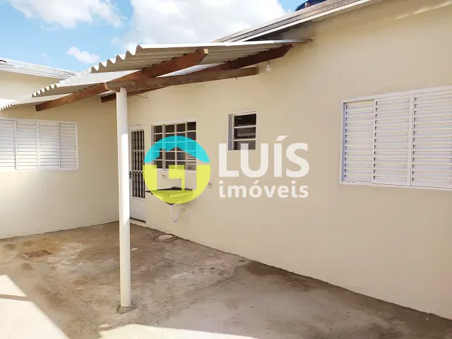 Casa 2 quartos e 1 banheiro, para alugar, no bairro BOM JESUS em Guaranésia