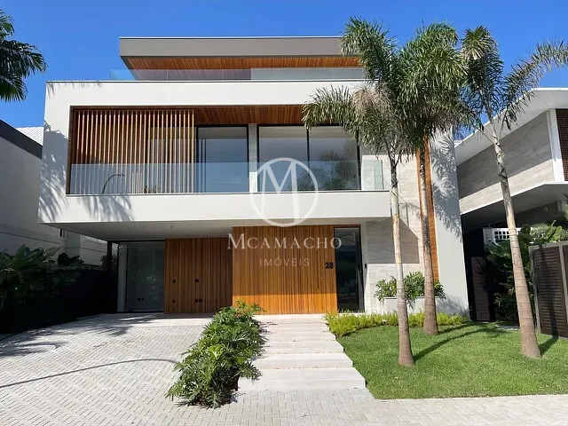 Casa com 622m² 5 quartos e 6 banheiros, à venda, no bairro Barra da Tijuca em Rio de Janeiro