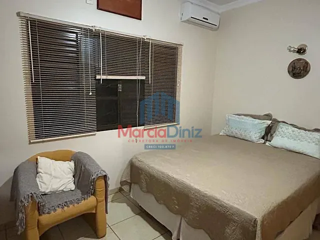 Casa com 221m² 3 quartos e 1 banheiro, à venda, no bairro Centro em Ituverava