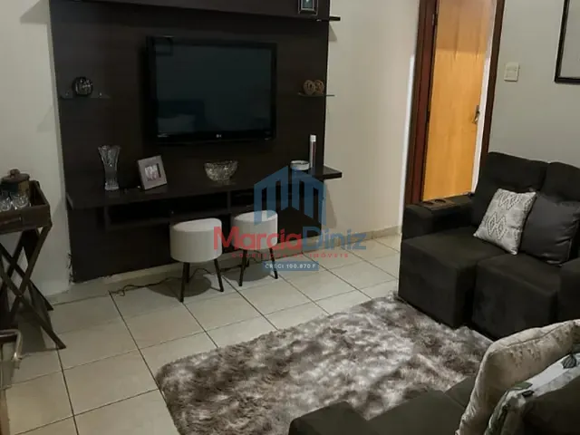 Casa com 221m² 3 quartos e 1 banheiro, à venda, no bairro Centro em Ituverava