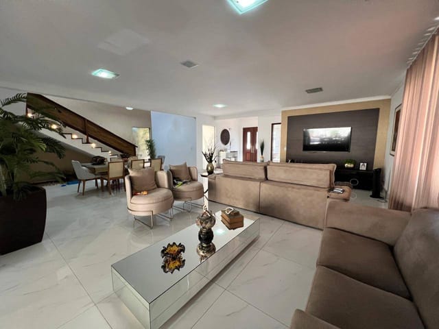 Casa com 434m² 4 quartos e 5 banheiros, para alugar, no bairro Cidade Vera Cruz em Aparecida de Goiânia