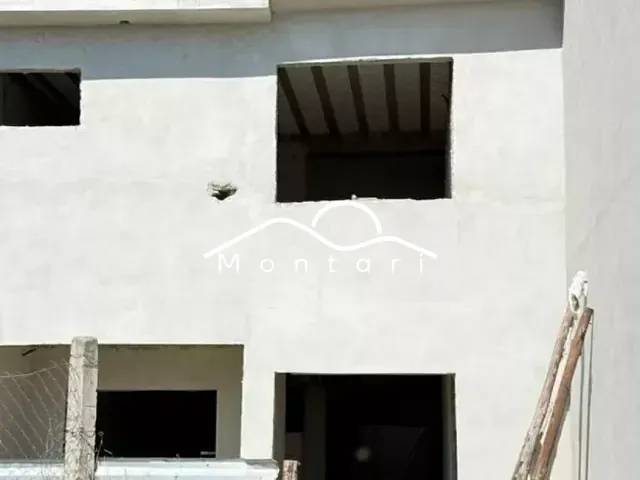 Casa 2 quartos e 3 banheiros, à venda, no bairro Mirante do Vale em Volta Redonda