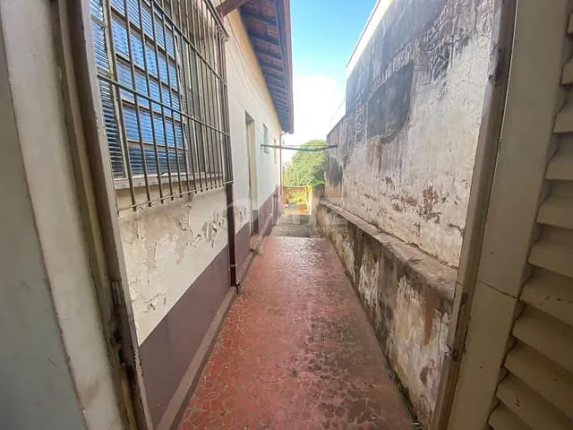 Casa com 396m² 4 quartos e 2 banheiros, à venda, no bairro Jardim Central em Botucatu