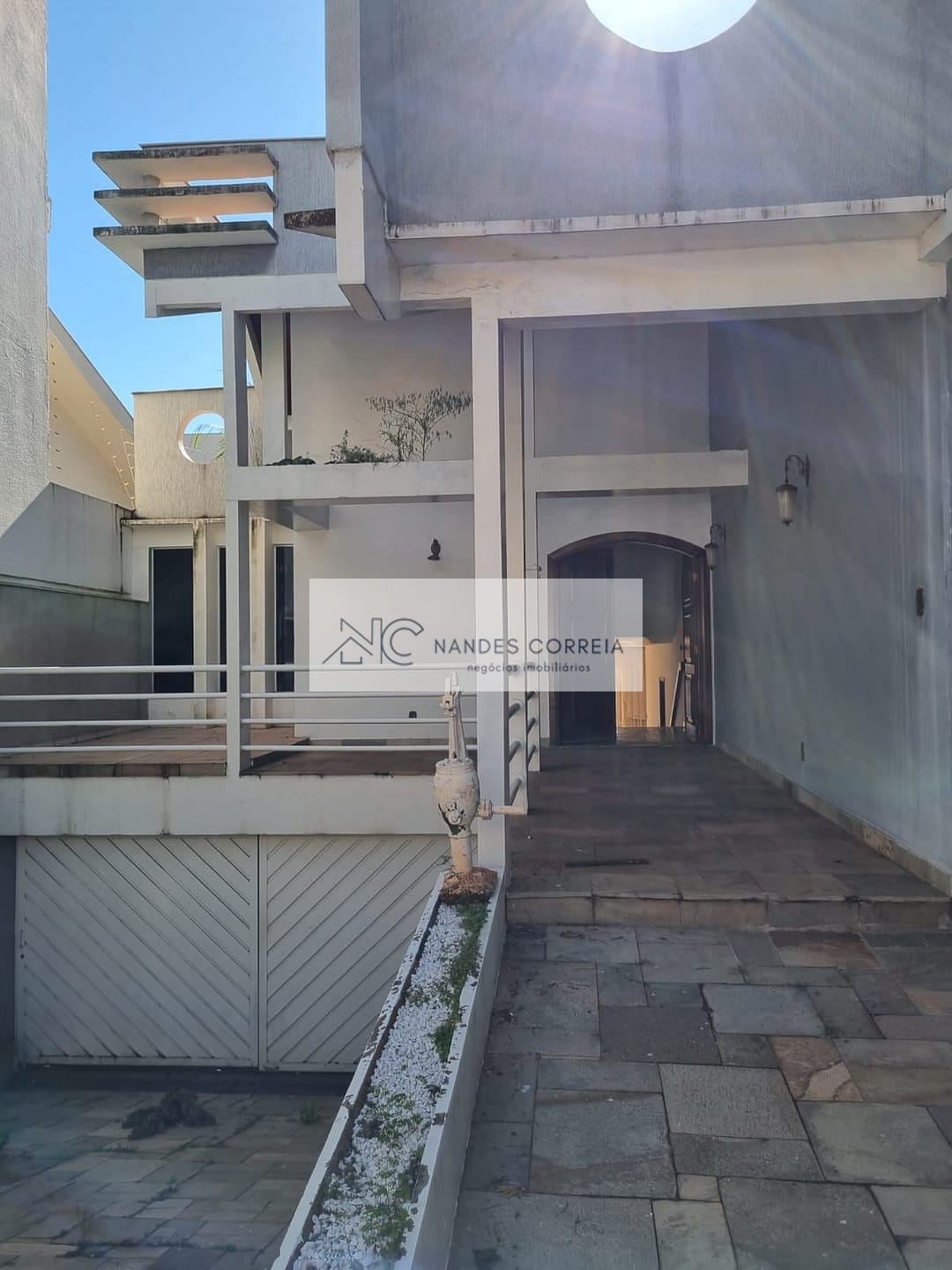Casa à venda e aluguel com 4 quartos, 465m² - Foto 9