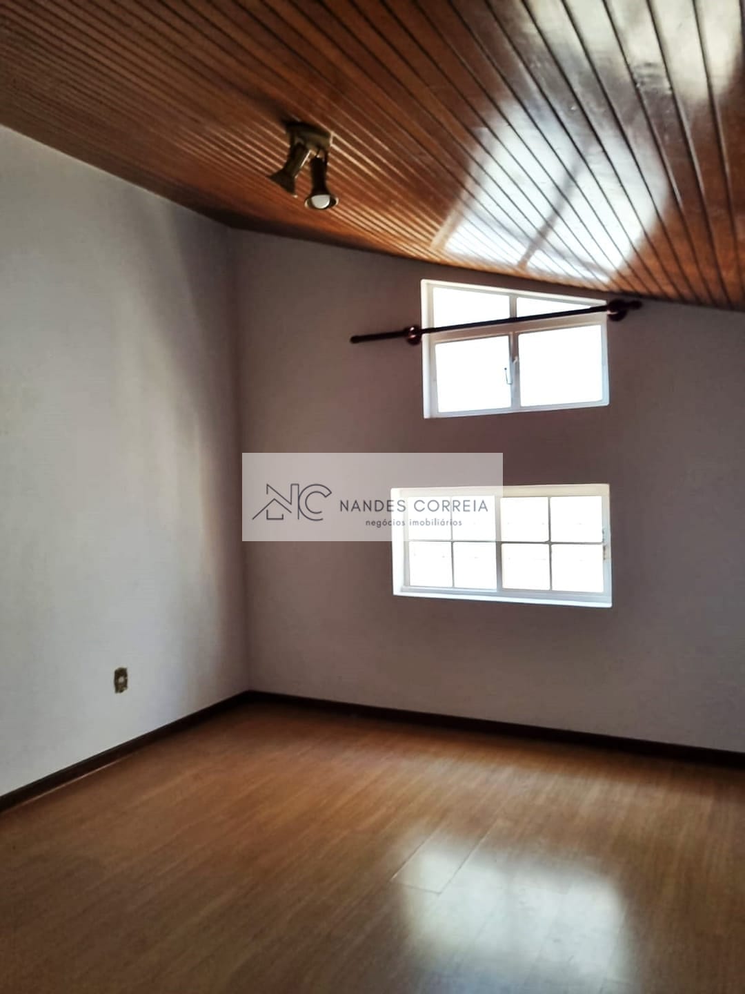 Casa à venda e aluguel com 4 quartos, 465m² - Foto 12