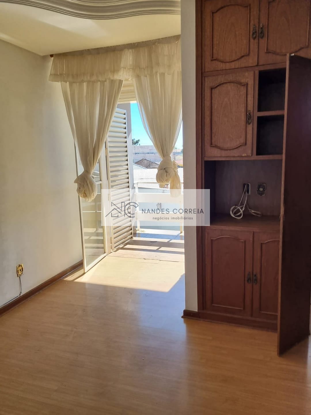 Casa à venda e aluguel com 4 quartos, 465m² - Foto 15