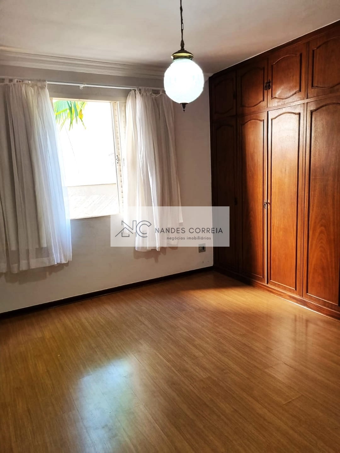Casa à venda e aluguel com 4 quartos, 465m² - Foto 18