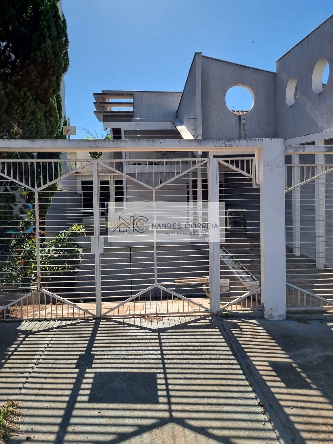 Casa à venda e aluguel com 4 quartos, 465m² - Foto 3
