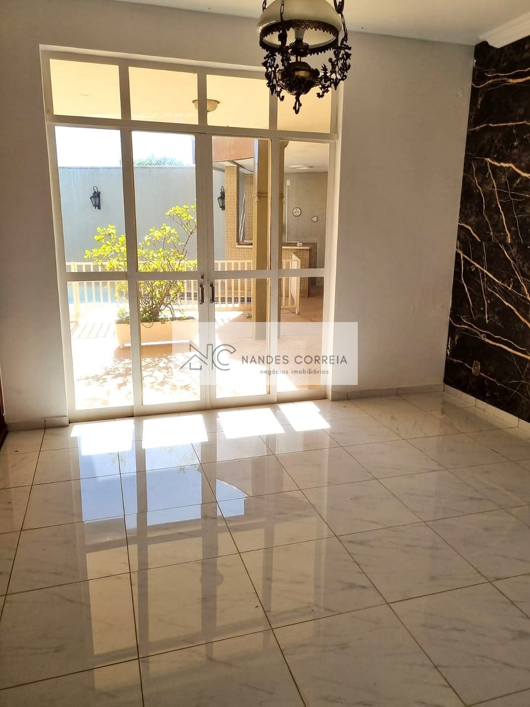 Casa à venda e aluguel com 4 quartos, 465m² - Foto 25