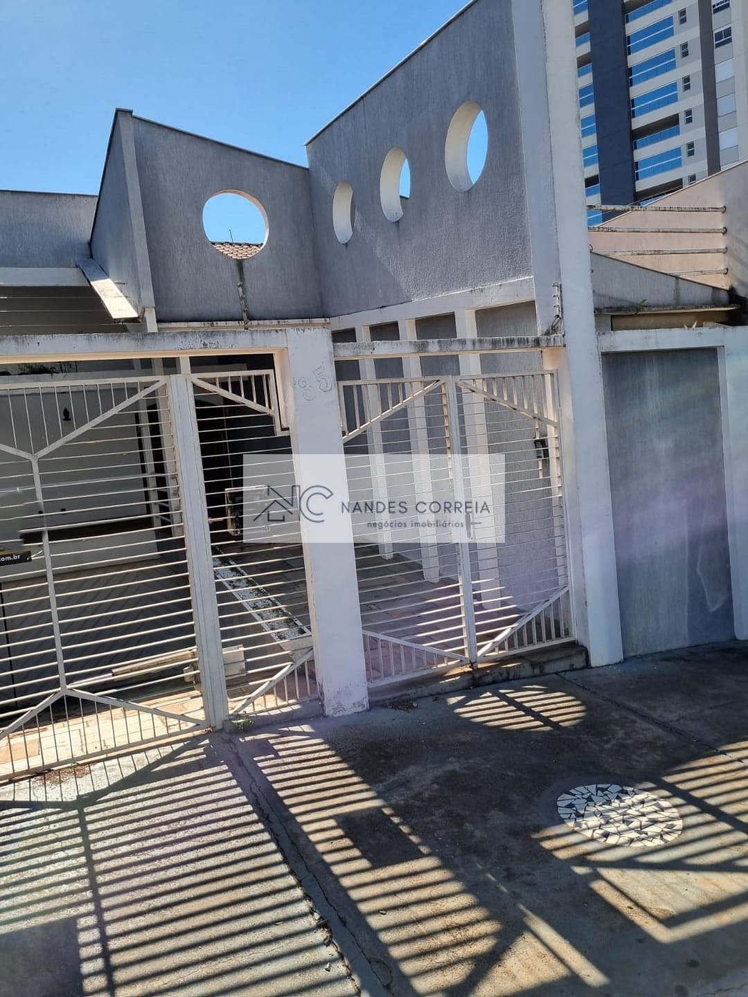 Casa à venda e aluguel com 4 quartos, 465m² - Foto 5
