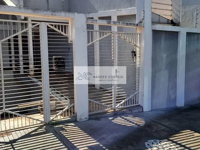 Casa 4 quartos e 4 banheiros, à venda ou para alugar, no bairro Centro em Cambé