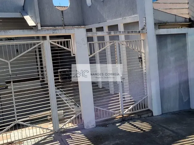 Casa 4 quartos e 4 banheiros, à venda ou para alugar, no bairro Centro em Cambé