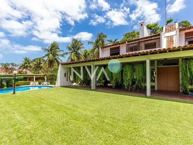 Casa com 1500m² 4 quartos e 4 banheiros, à venda, no bairro Itanhangá em Rio de Janeiro