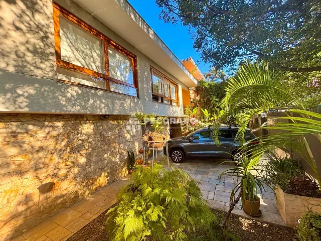 Casa 3 quartos e 4 banheiros, à venda, no bairro Vila Madalena em São Paulo