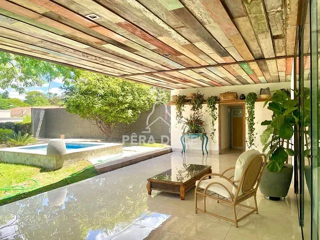 Casa com 980m² 3 quartos e 4 banheiros, à venda, no bairro Jardim do Lago em Uberaba