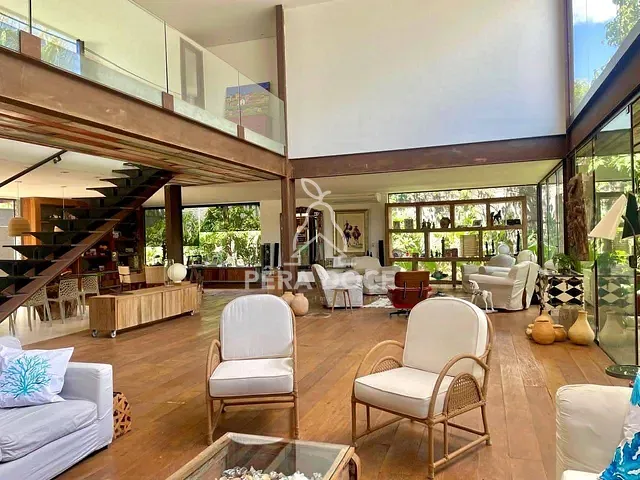 Casa com 980m² 3 quartos e 4 banheiros, à venda, no bairro Jardim do Lago em Uberaba