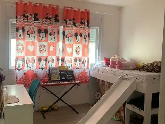 Casa 5 quartos e 4 banheiros, à venda, no bairro São Gonçalo em Pelotas