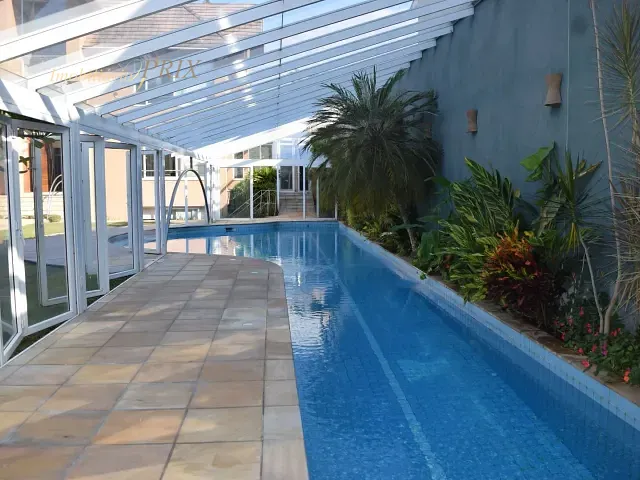 Casa com 1143m², à venda ou para alugar, no bairro Juvevê em Curitiba