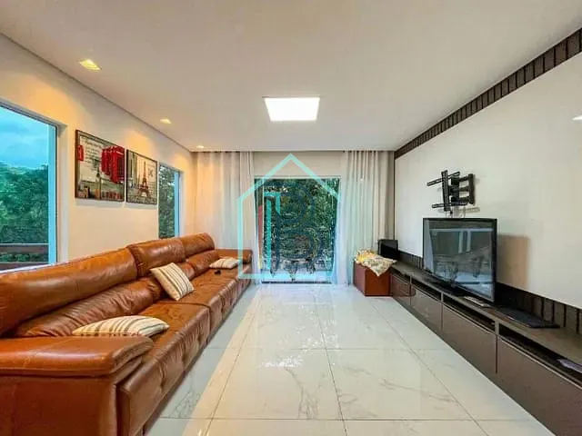 Casa com 1000m² 4 quartos e 6 banheiros, à venda ou para alugar, no bairro Maiiporã em São Paulo