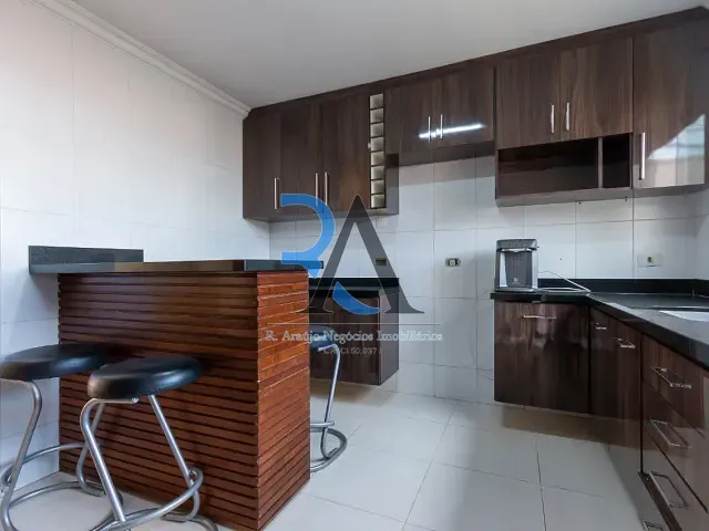 Casa 3 quartos e 4 banheiros, à venda ou para alugar, no bairro Vila Santa Clara em São Paulo