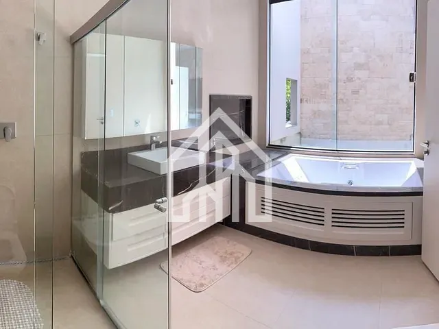 Casa com 960m² 5 quartos e 5 banheiros, à venda, no bairro Condomínio Porto Atibaia em Atibaia