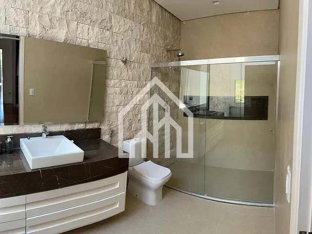 Casa com 960m² 5 quartos e 5 banheiros, à venda, no bairro Condomínio Porto Atibaia em Atibaia