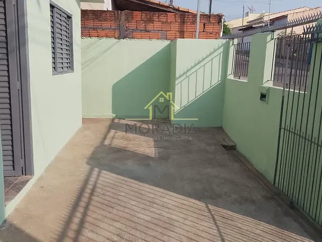 Casa com 170m² 2 quartos e 1 banheiro, à venda ou para alugar, no bairro Jardim Europa em Guaxupé