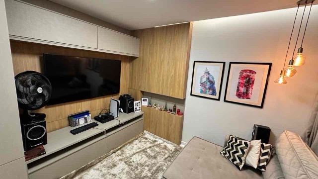 Casa com 420m² 4 quartos e 4 banheiros, à venda, no bairro Castelo em Belo Horizonte