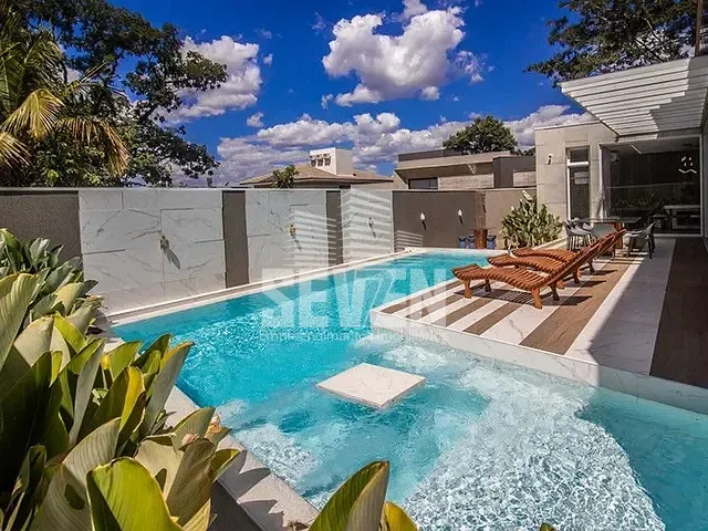 Casa com 664m² 4 quartos e 5 banheiros, à venda, no bairro Residencial Lago Sul em Bauru