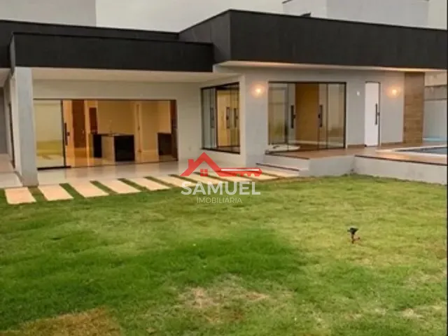 Casa com 800m² 4 quartos e 2 banheiros, à venda, no bairro Setor Habitacional Vicente Pires em Brasília