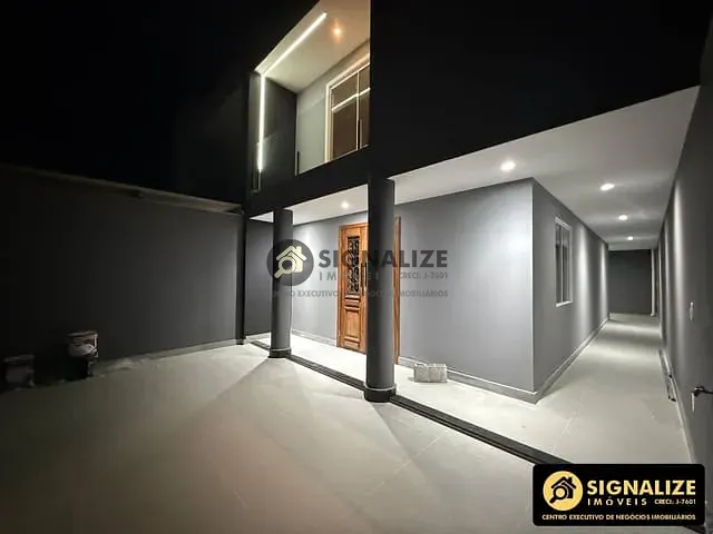 Casa 3 quartos e 3 banheiros, à venda, no bairro Vinhateiro em São Pedro da Aldeia