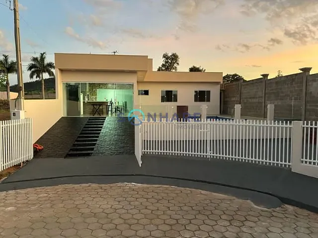 Casa com 222m² 2 quartos e 1 banheiro, à venda, no bairro Alemoa em Siqueira Campos