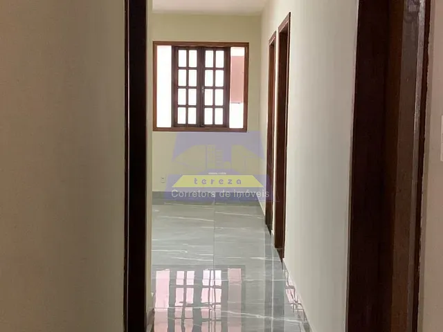 Casa com 300m² 3 quartos e 1 banheiro, para alugar, no bairro Fênix em Itabira