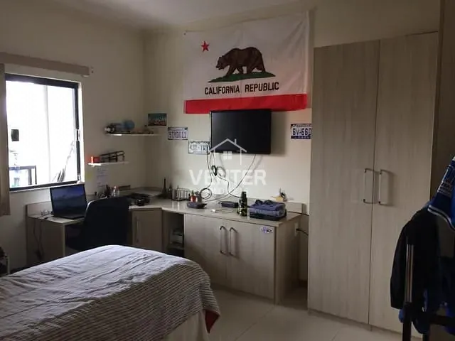 Casa com 380m² 3 quartos e 2 banheiros, à venda, no bairro Campos Elíseos em Taubaté