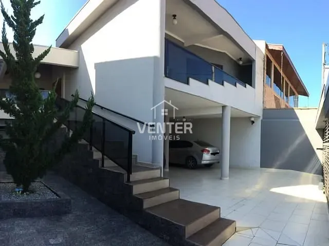 Casa com 380m² 3 quartos e 2 banheiros, à venda, no bairro Campos Elíseos em Taubaté