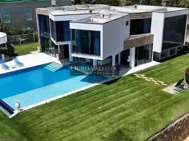 Casa com 1050m² 3 quartos e 4 banheiros, à venda, no bairro Jacarecica em Maceió