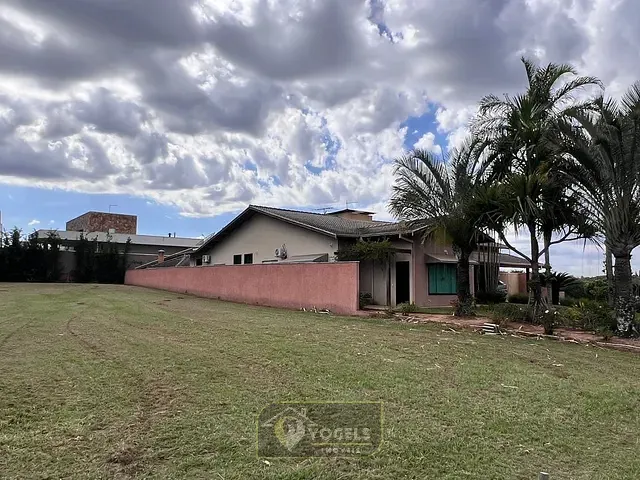 Casa 3 quartos e 4 banheiros, à venda, no bairro Chácara São José em Jaguariúna