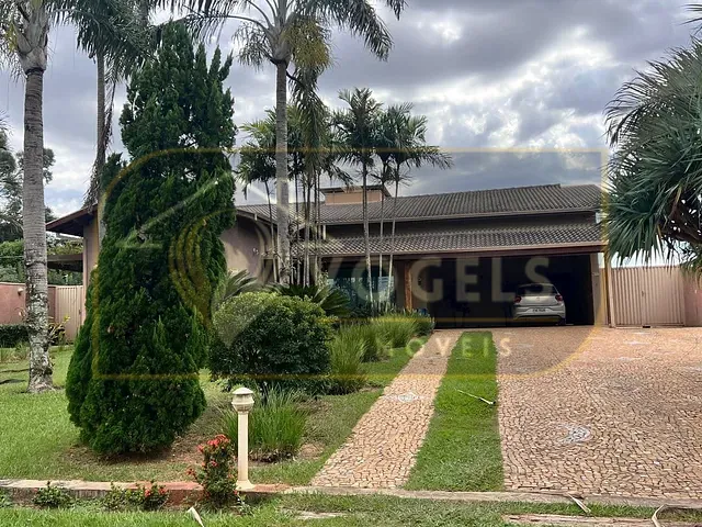 Casa 3 quartos e 4 banheiros, à venda, no bairro Chácara São José em Jaguariúna