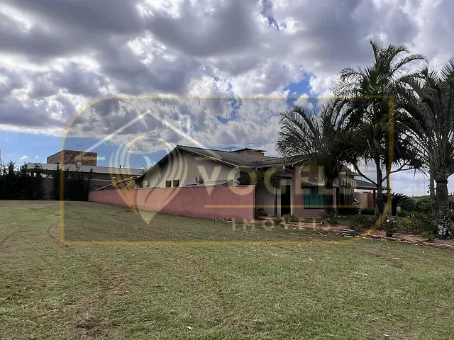 Casa 3 quartos e 4 banheiros, à venda, no bairro Chácara São José em Jaguariúna