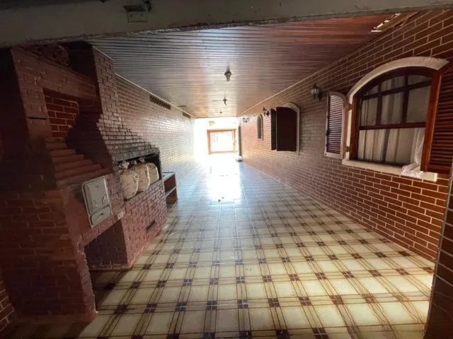 Casa 3 quartos e 3 banheiros, à venda, no bairro Vila Scarpelli em Santo André