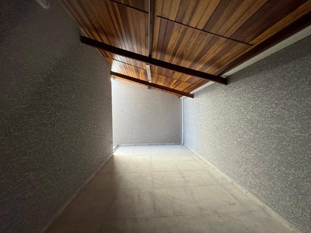 Casa com 176m² 3 quartos e 2 banheiros, à venda, no bairro Nova Cerejeira em Atibaia