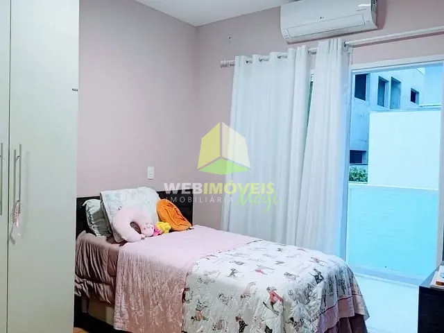 Casa com 250m² 3 quartos e 4 banheiros, à venda, no bairro Fazenda Rodeio em Mogi Das Cruzes