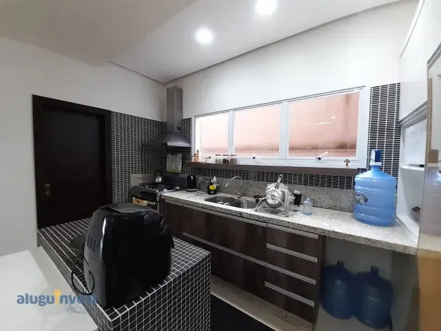 Casa com 300m² 3 quartos e 1 banheiro, à venda, no bairro Centro em São José