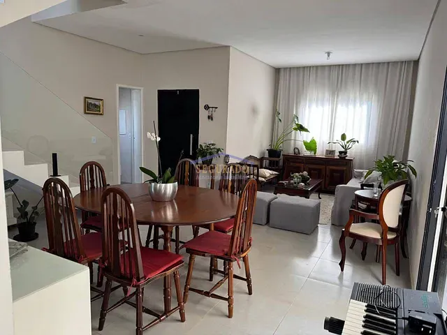 Casa 3 quartos e 4 banheiros, à venda, no bairro Vila Monte Alegre em Paulínia