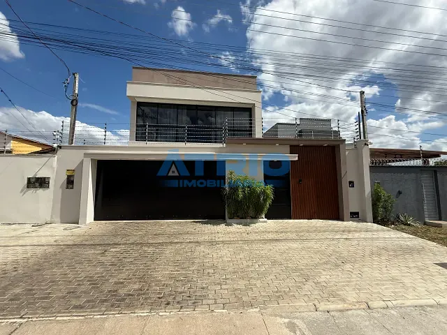 Casa 4 quartos e 4 banheiros, à venda, no bairro Jardim Floresta em Boa Vista