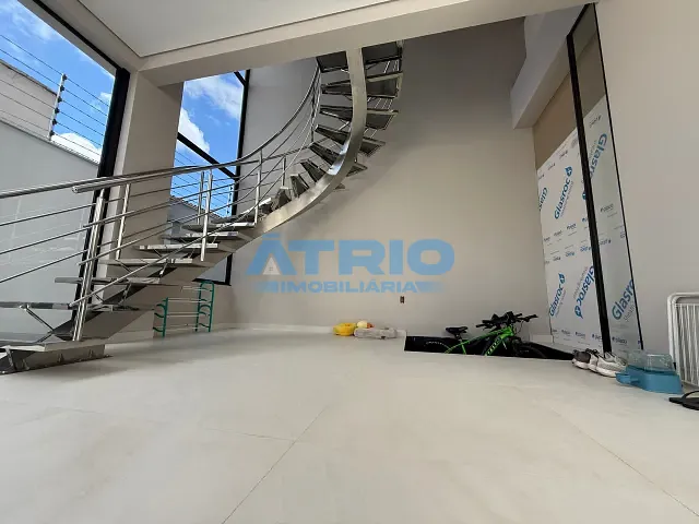 Casa 4 quartos e 4 banheiros, à venda, no bairro Jardim Floresta em Boa Vista