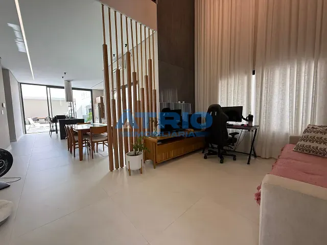 Casa 4 quartos e 4 banheiros, à venda, no bairro Jardim Floresta em Boa Vista